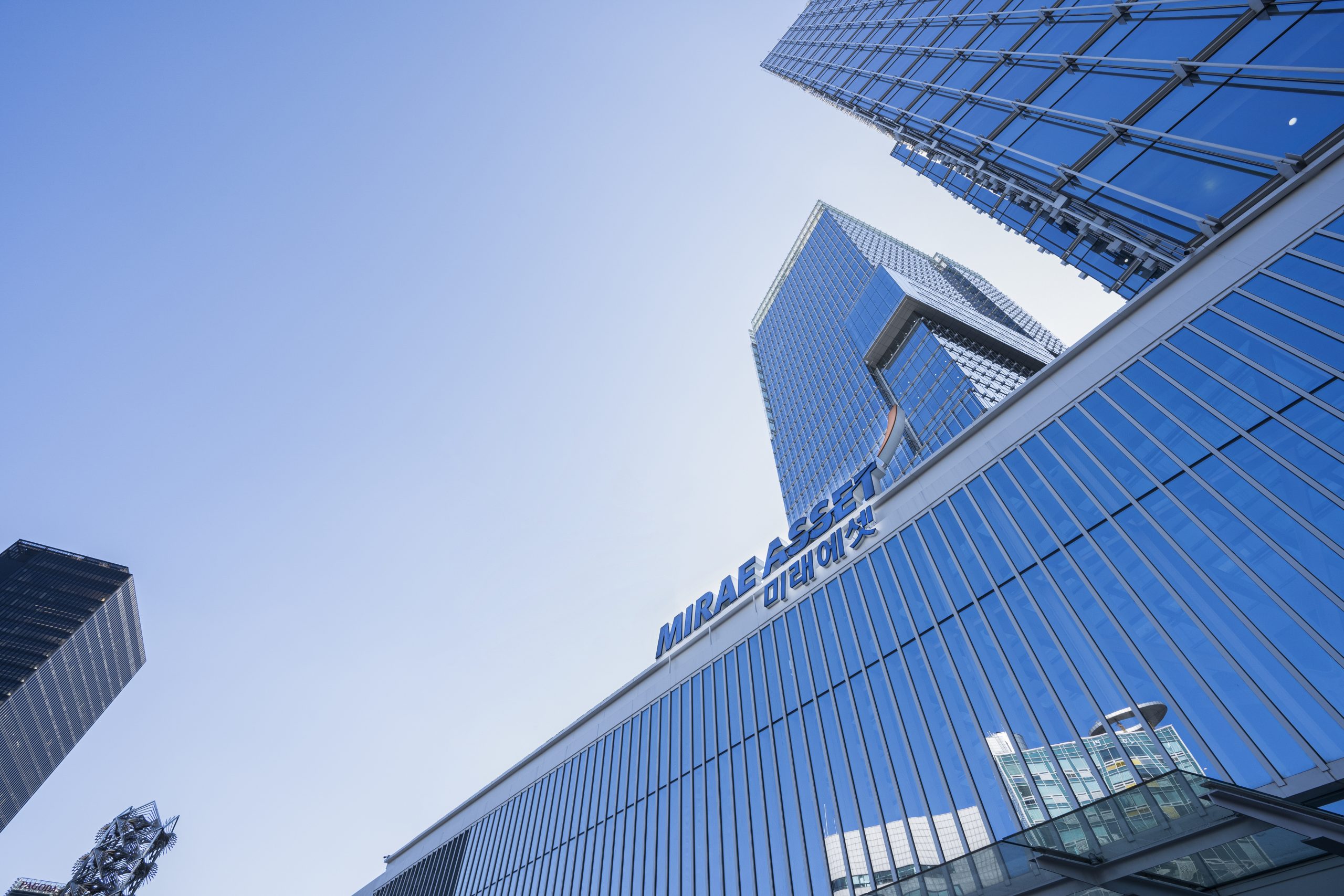 Mirae Asset Building